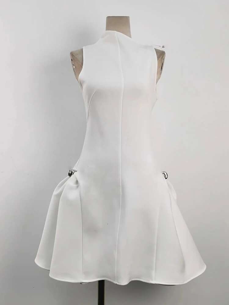 DEAT Fashion Women's Dress Metal Button Skew Collar Sleeveless Solid Color High Waist Elegant Mini Female Dresses 2024 New 395