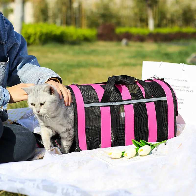 Pet Dog Cat Carrier Bag Portable Mesh Breathable Cat Bags Outdoor Travel Outgoing Transport Bag for Cats Small Dog Pet Handbag 250205
