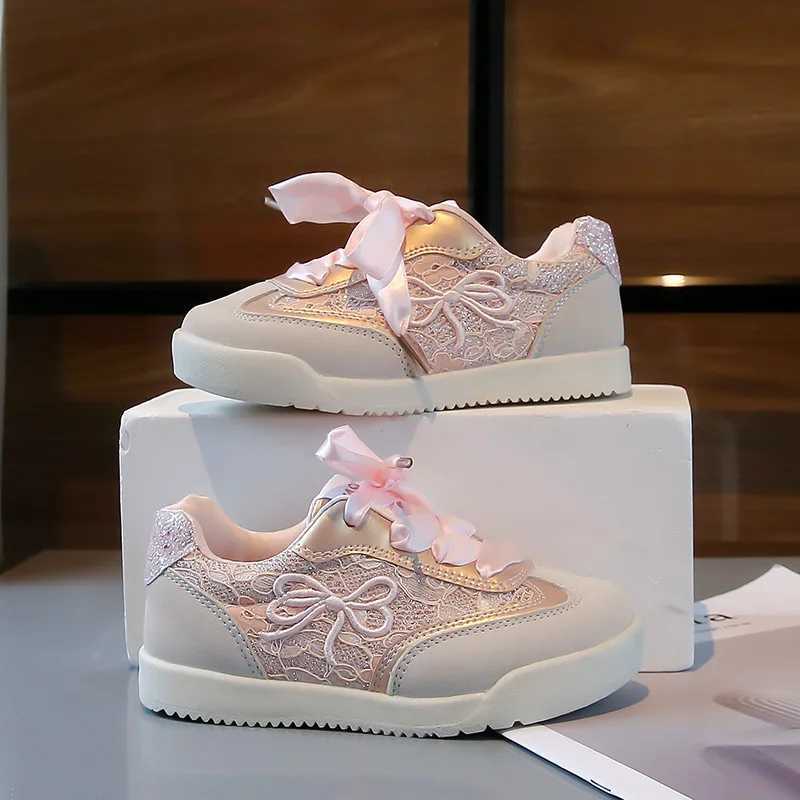 Girls Sports Shoes Embroidered Princess Sle Kids Casual Shoes with Ribbons 2024 Brand New Children Running Shoes Sweet ElegantXJ250311