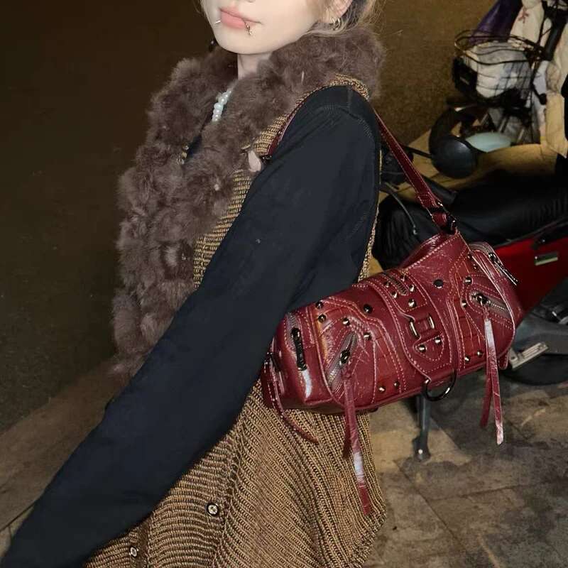 Moto & Biker Bags For Women Designer Handbags And Purses 2025 New In PU Oil Wax Vintage Rivet Small Underarm Shoulder Bag