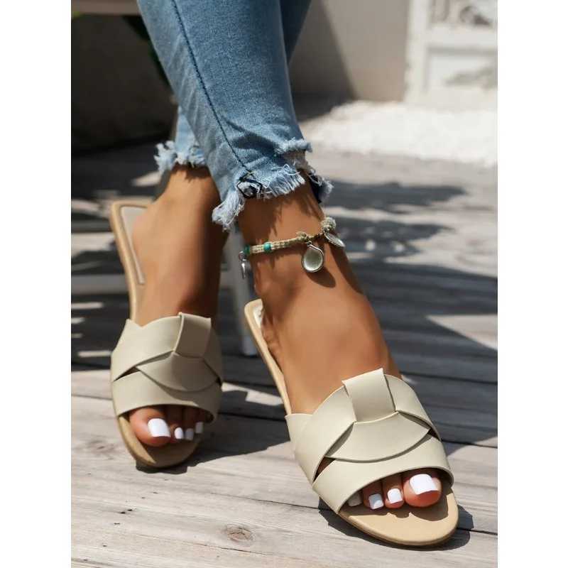 2024 New Summer Designer Traf Woman Flat New Slippers Woven with Comfortable Womens Shoes Casual Bottom Slippers Womens ShoesXJ250311