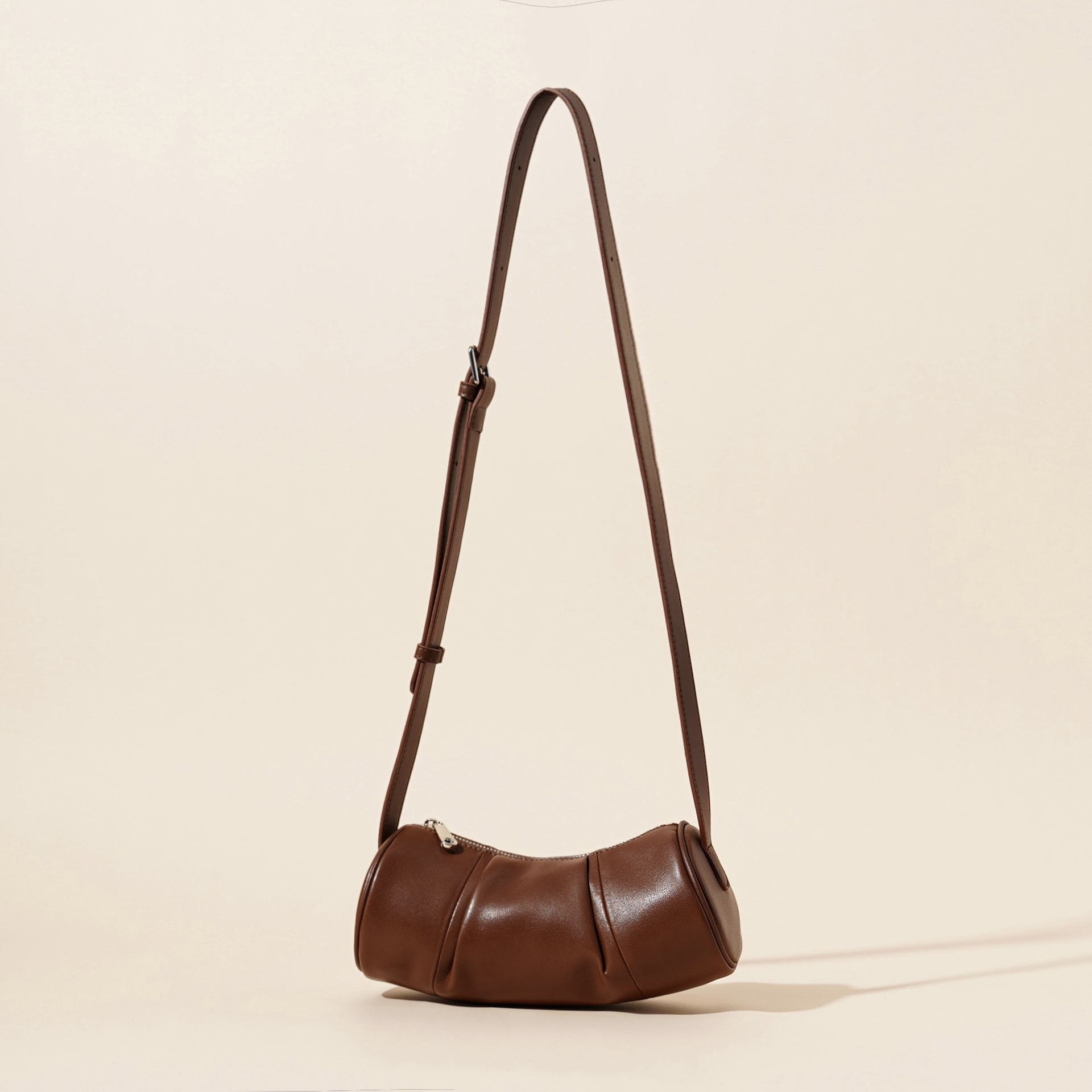 Genuine Leather Bamboo Autumn And Winter New fashion Niche Minimalist Design Cowhide Cylindrical Women's Armpit Crossbody Bag