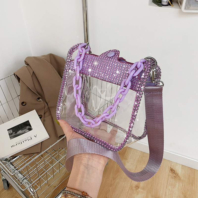 Trendy Clear PVC Shoulder Bag Featuring Chic Chain Design Perfect for On-the-Go Style
