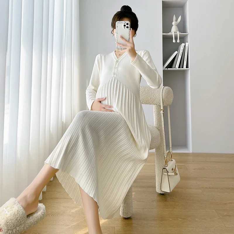 732# Autumn Winter Warm Knitted Maternity Long Dress Elegant A Line Slim Loose Clothes for Pregnant Women Pregnancy SweatersT250311