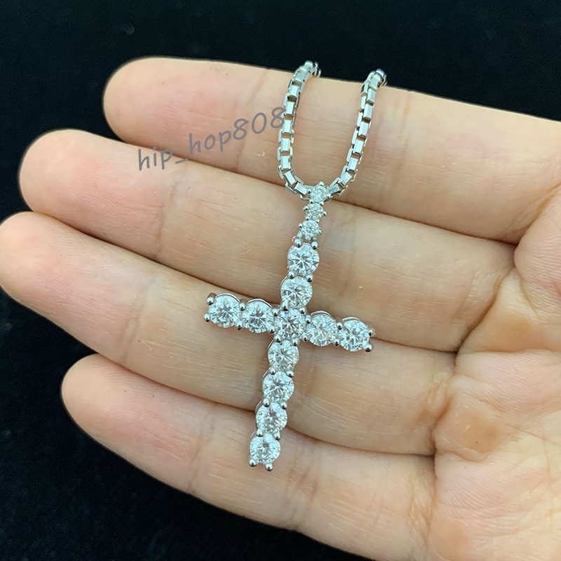 New Fashion Hip Hop Iced Out Cross Necklace Ready to Ship VVS D Color Lab Diamond Moissanite Cross Pendant