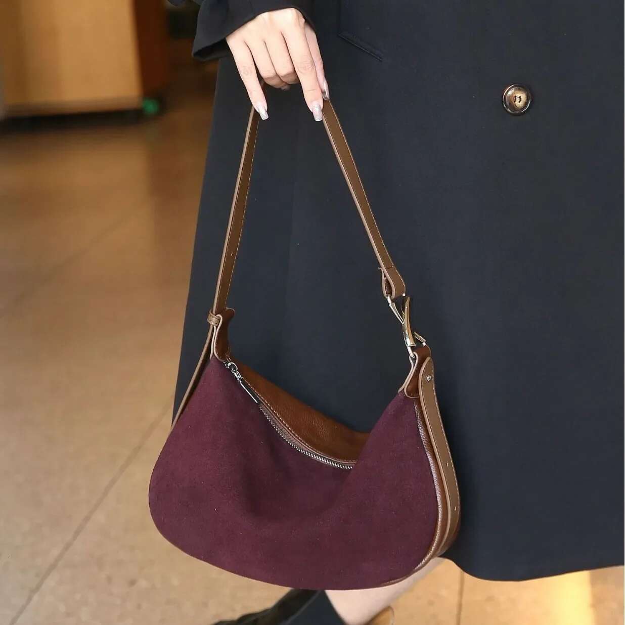 Female Genuine Cowhide Suede Soft Leather Purses And Handbags ,Ladies' High-Quality Retro Pop Fashion Shoulder Crossbody Bag