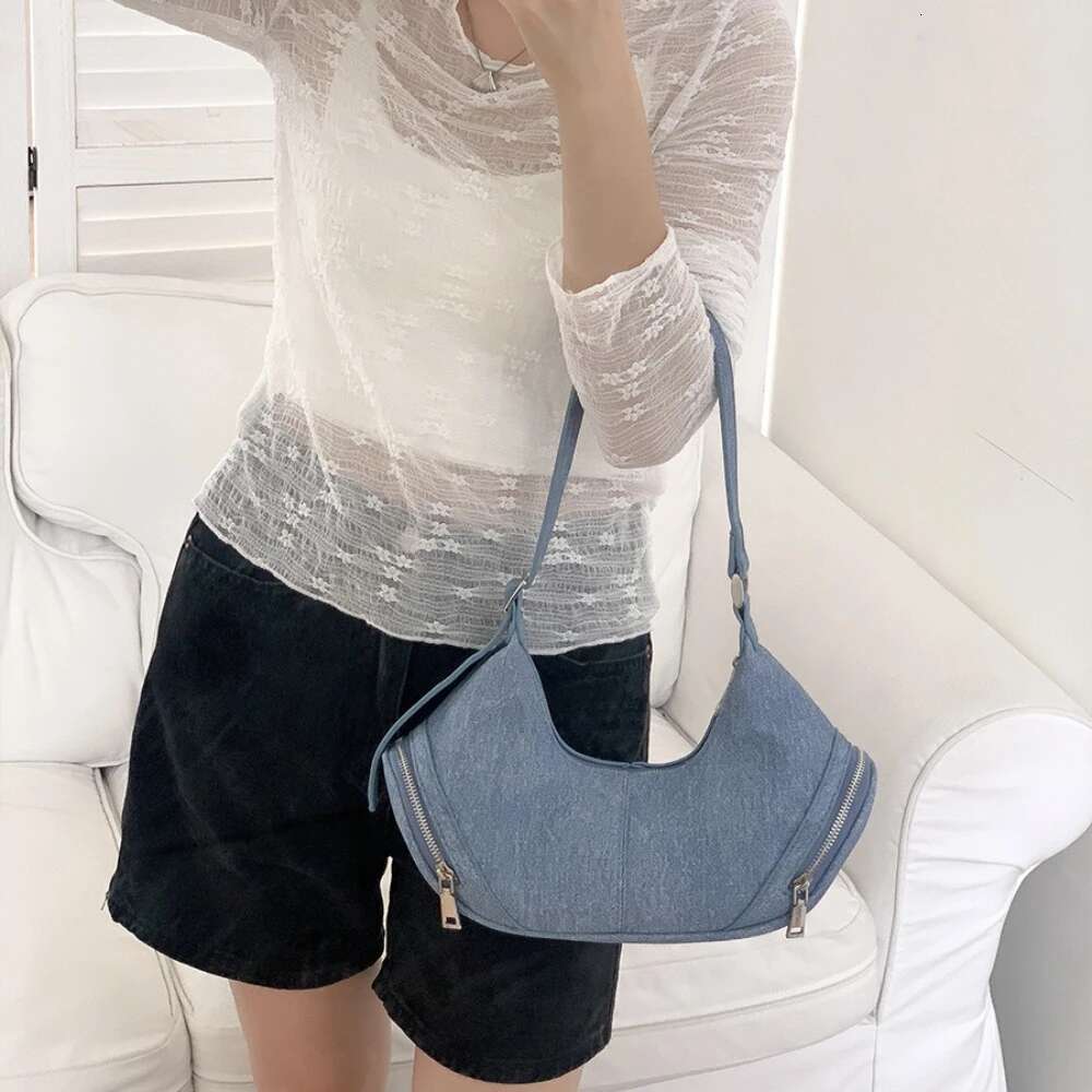 Simple Large Capacity Commuting Handbag Trendy Adjustable Strap Female Underarm Bag Versatile Solid Color Shoulder Bags