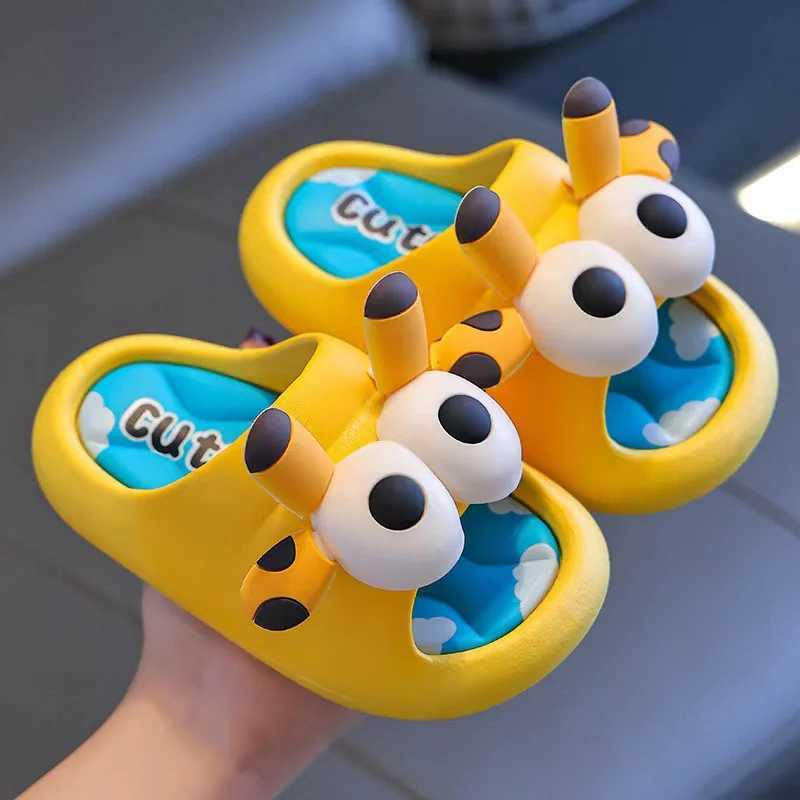 Summer Childrens Sandals and Slippers for Boys and Girls Baby Non-Slip Soft Bottom Indoor Bath Parent-Child Children SandalsT250311