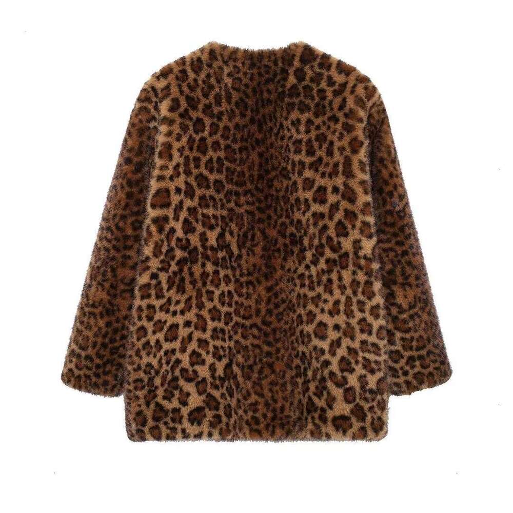 2024 Winter New Style Stylish Round Neck Long Sleeve Animal Pattern Fury Warm Coat For Women 5660