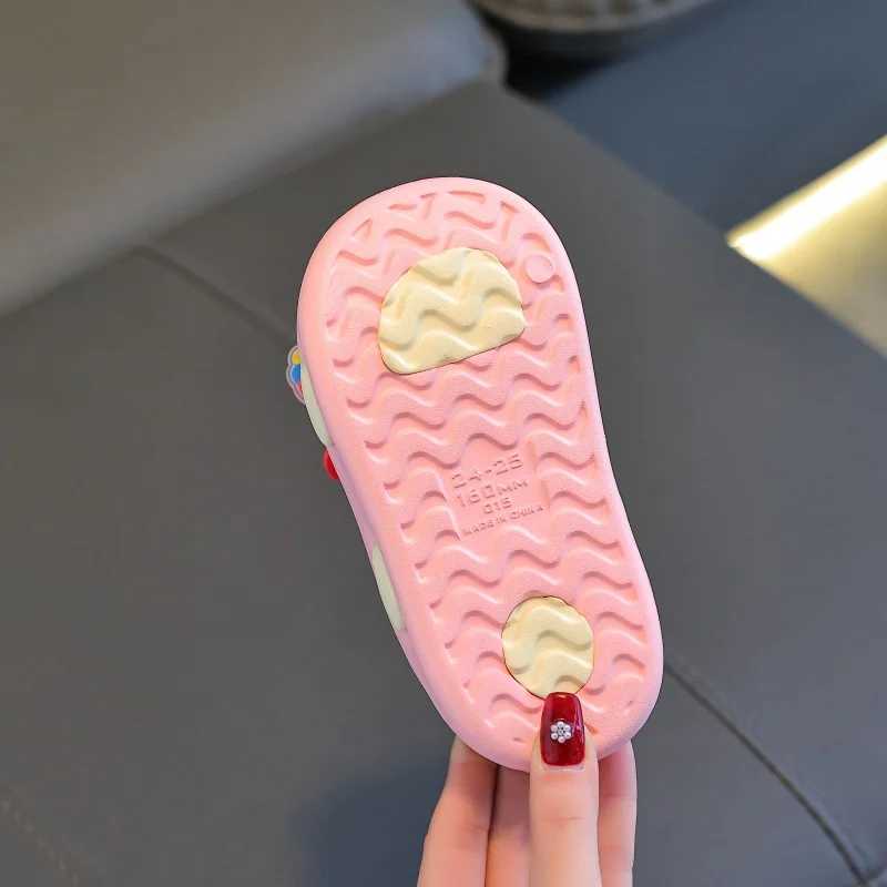 Rainbow Horse Childrens Slippers New Summer Sandals Indoor Home Bath Non-Slip Girls Children Baby Sandals SlippersT250311