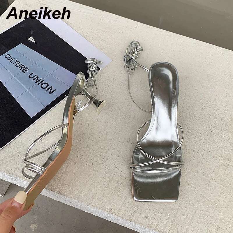 Fashion Aneikeh 2025 Patent Leather Sandals Thin Low Heel Cross-tied Lace Up Rome Summer Gladiator Women Narrow Band Party Shoes