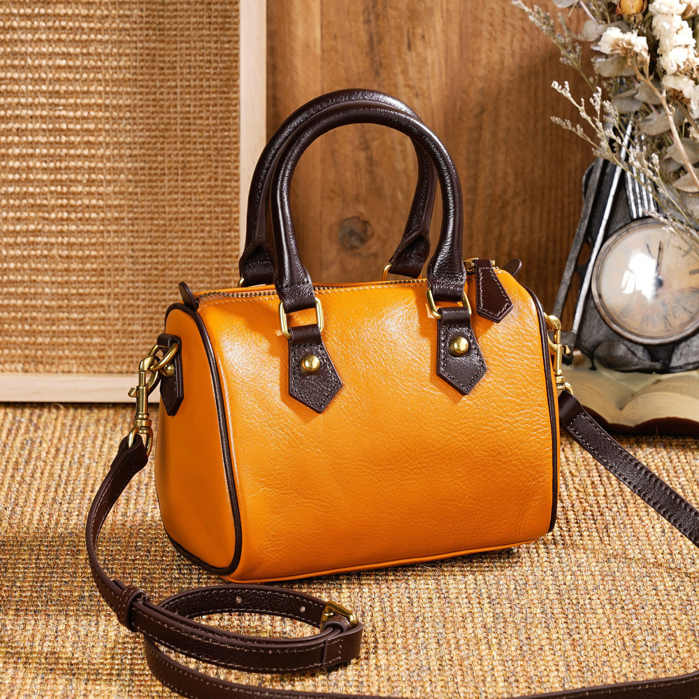 Genuine Leather Women's Top Layer Cowhide Boston Bag, Premium Texture, Commuting Minimalist Single Shoulder Carrying Crossbody Bag