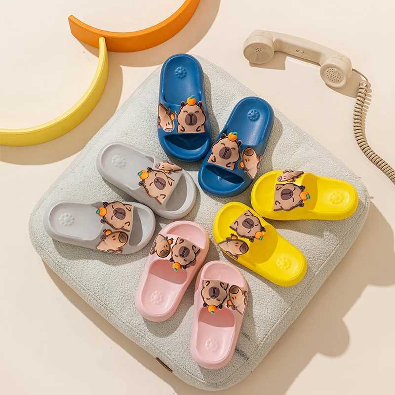 Cute Capybara Design Thick Sole girls boys Slippers Slides Bathroom Beach Indoor Sandals Summer Couple ShoesT250311