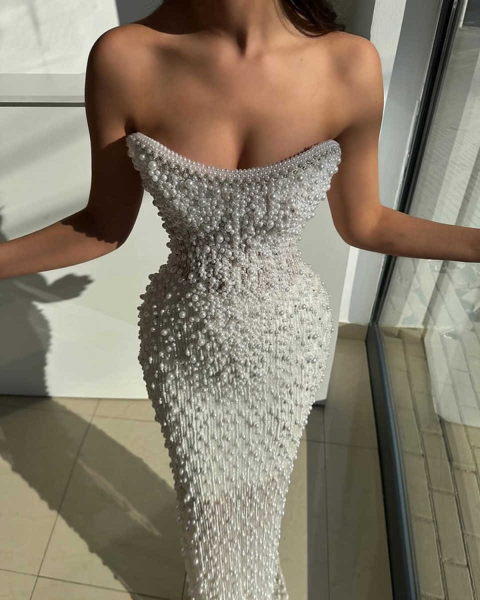 Mermaid Wedding Dress Strapless Sleeveless Bridal Gowns Pearls Beaded Sweep Train Dresses Custom Made vestidos de novia