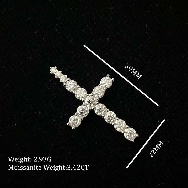 New Fashion Hip Hop Iced Out Cross Necklace Ready to Ship VVS D Color Lab Diamond Moissanite Cross Pendant