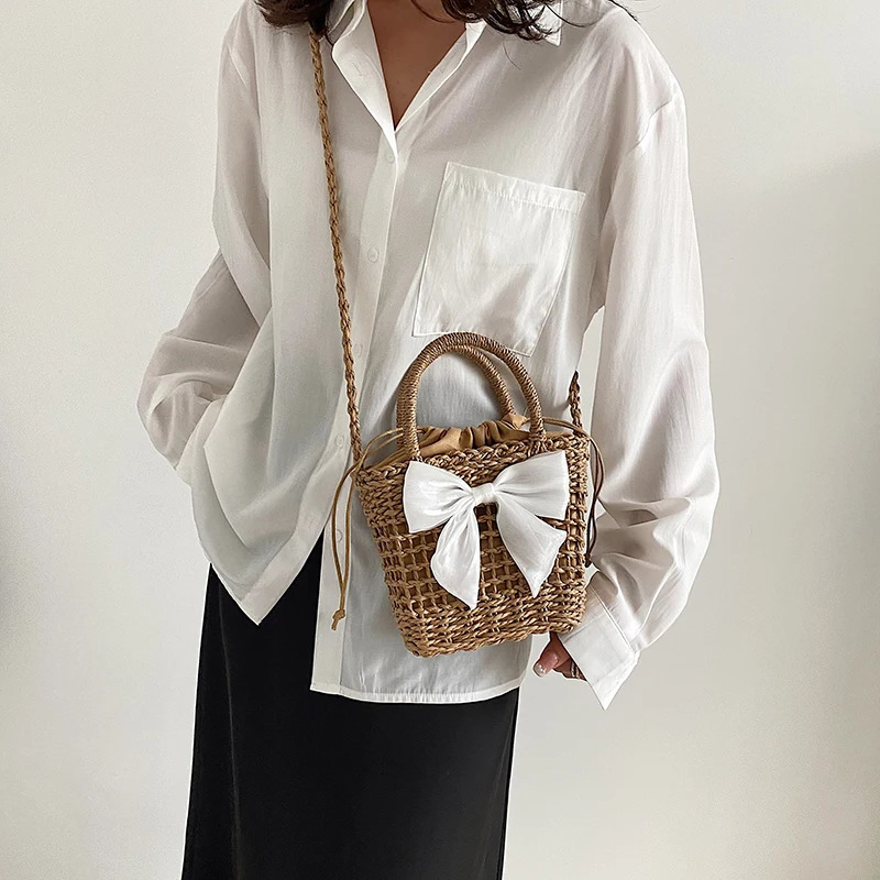 2024 summer new womens hand bag shoulder bag Environmental protection material advanced woven fashion cherry bow decoration R250311