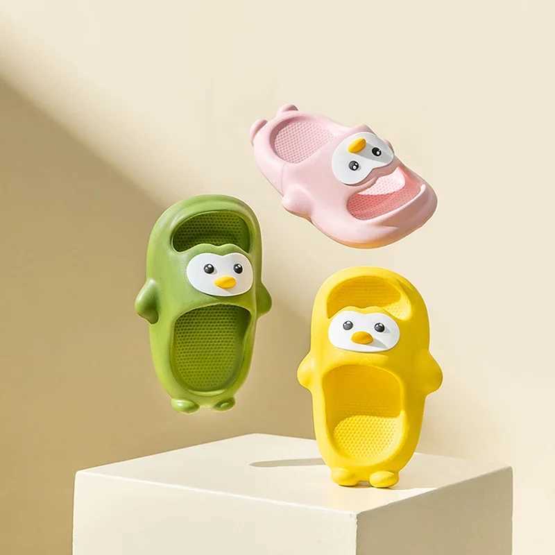 Children Bathroom Slippers Summer Solid Color Anti Slip Soft Sole Kid Slippers 2-8 Years Old Boys and Girls Cute Home SlippersT250311