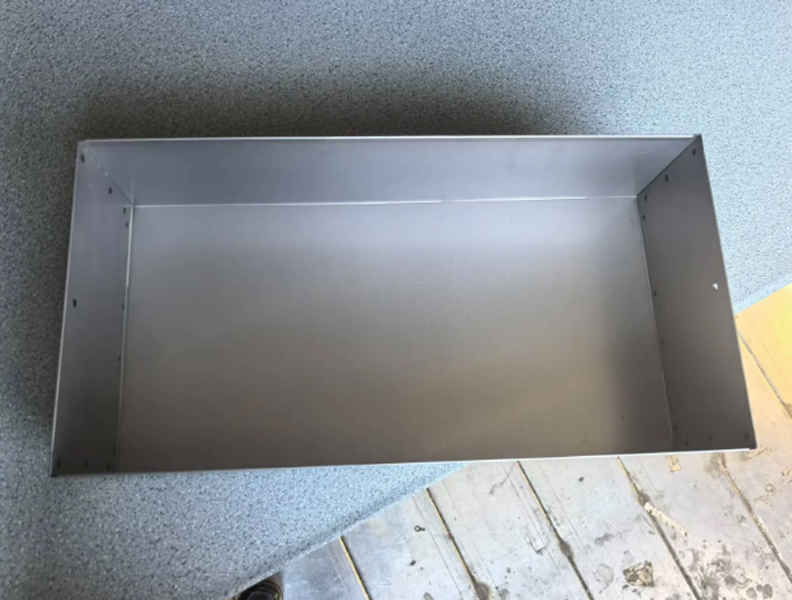 Heavy-Duty Adjustable Iron Sheet Metal Tool Storage Boxes for Precision Organization