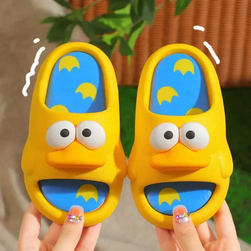Childrens slippers summer boys shoes cartoon soft sole breathable cute comfortable baby flip-flops kids shoes for girlT250312