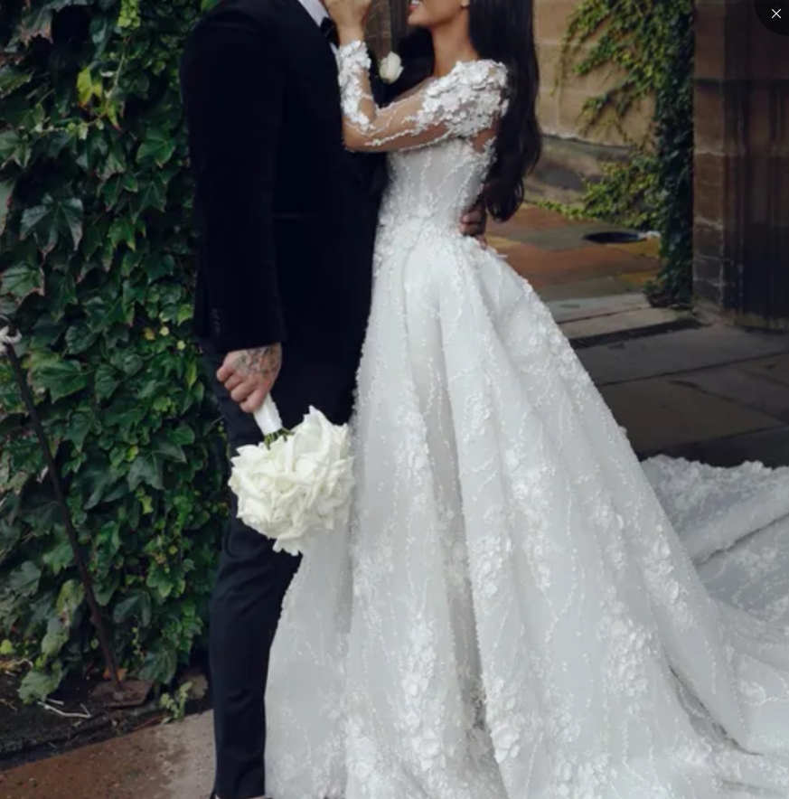3D Floral Lace Princess Wedding Dresses With Detachable Train Long Sleeves Pretty Bridal Gowns Sheer Neckline Open Back Garden Flowers Vestido De Novi