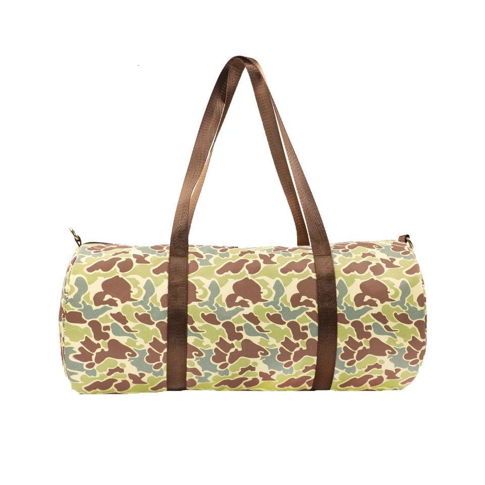 Multi functional printing durable waterproof n zipper large capacity camouflage travel bag 250311