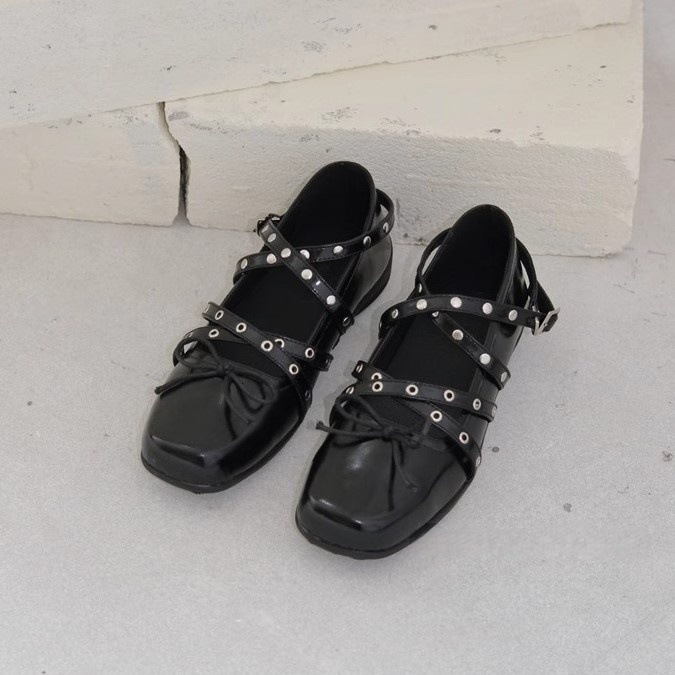 High Quality Sheepskin Women s Red Bow Small Order 2025 Spring And Summer Genuine Leather Shallow Mouth Rivet Ballet Fashion Designer Summer Sandals F