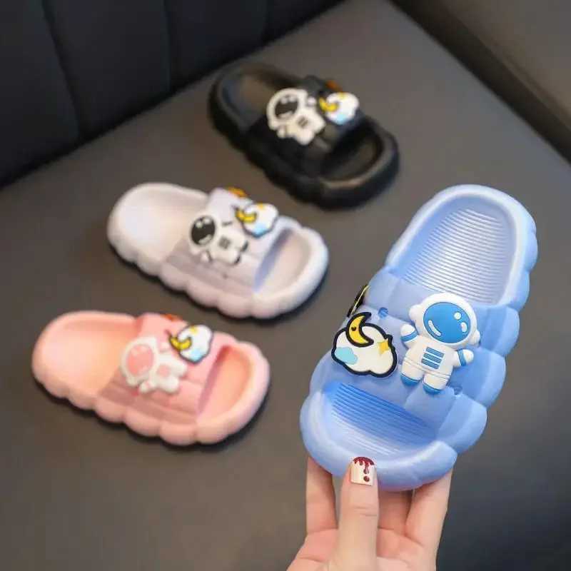 Soft Sole Baby Slippers Cute Cartoon Design Kids Home Sandals for Boys and GirlsT250311