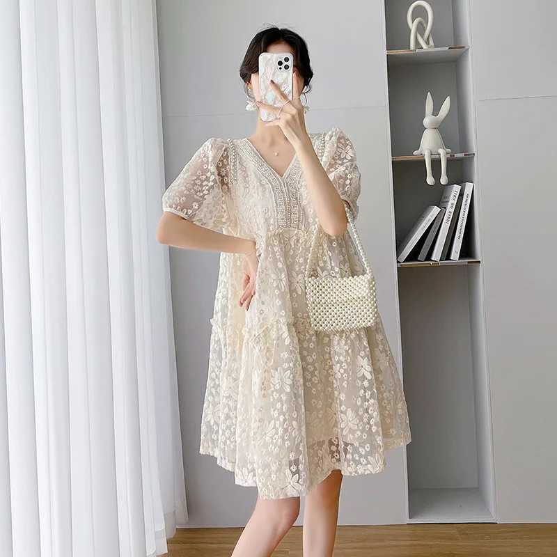 2022 Palace Style Maternity Dress Summer Fashion Embroidery Lace Short-sleeved Loose Casual Skirt Summer New Elegant PregnancyT250311