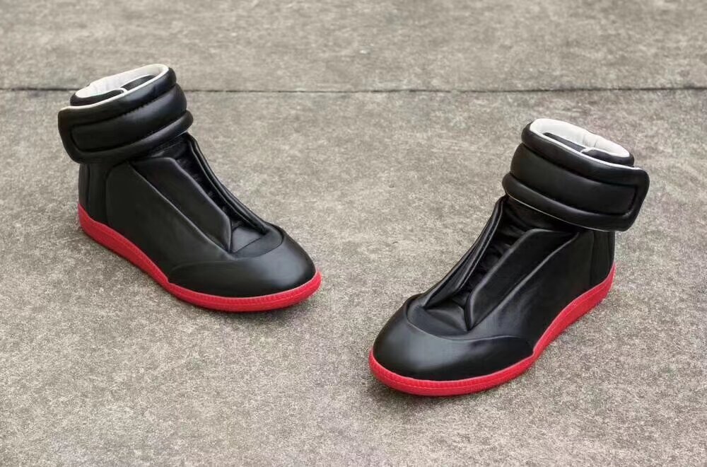 Mens Brands Style Ankle Boots High Top Mans Short Boots Casual Flats Shoes Round Toe Footwear Boots Designer Genuine Leather Sport Shoes