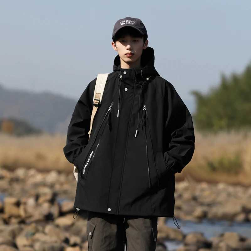 Autumn Jacket Mens Fashion Hooded Windproof Waterproof Couple Outdoor Camping Solid Color Pocket Casual Jacket Large Size L-9XLT250311