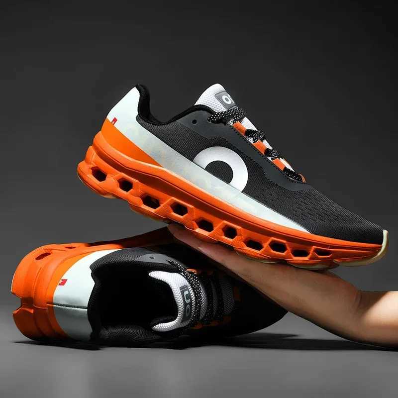 New Arrival 2024 Outdoor Revolution CaRBon board running shoes with prEMium mats sports trends T250311
