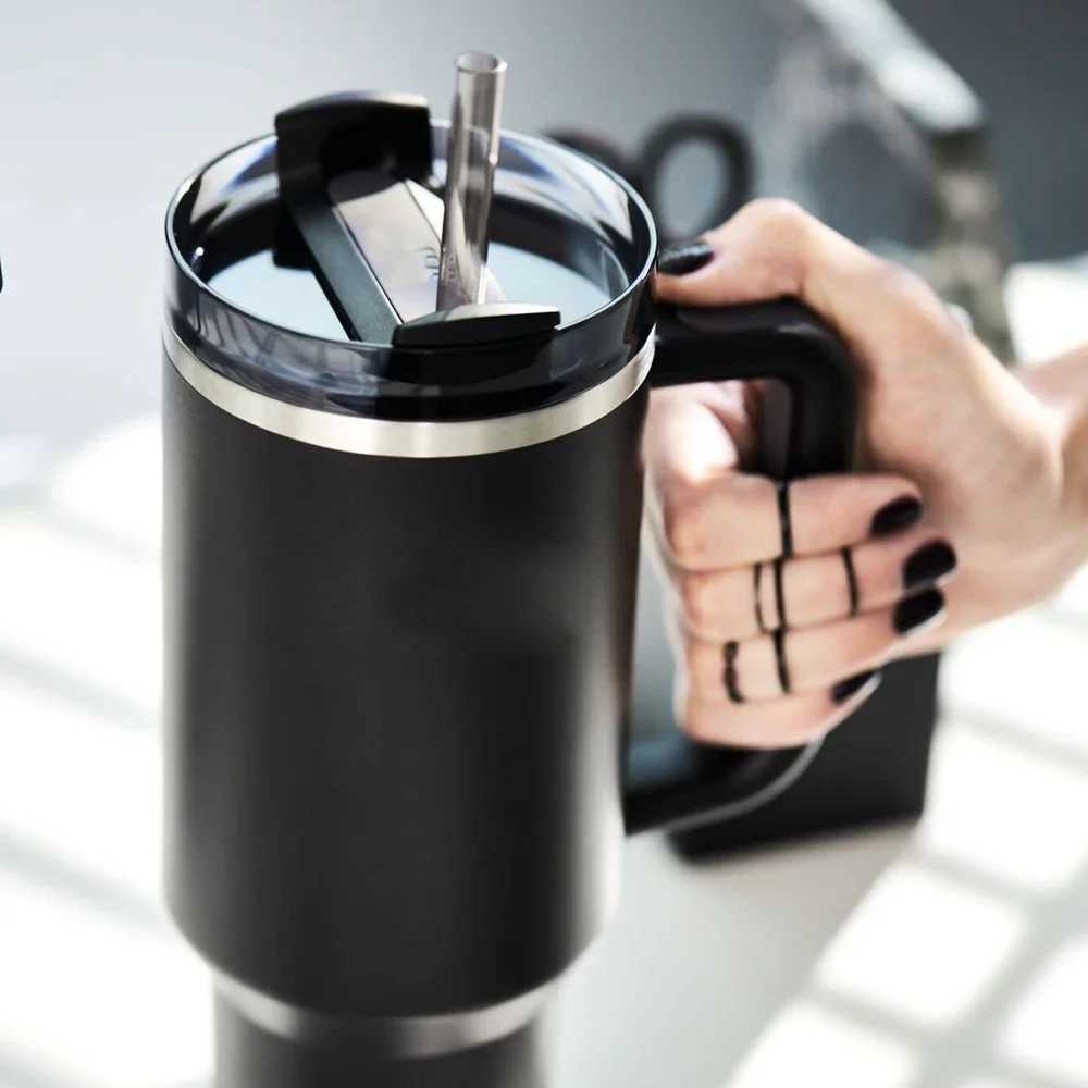 40oz Tumbler with Handle Straw Lid Thermos 40 oz Vacuum Insulated Coffee Mug Stanleies Steel Thermal Iced Travel Cup for CarT250311