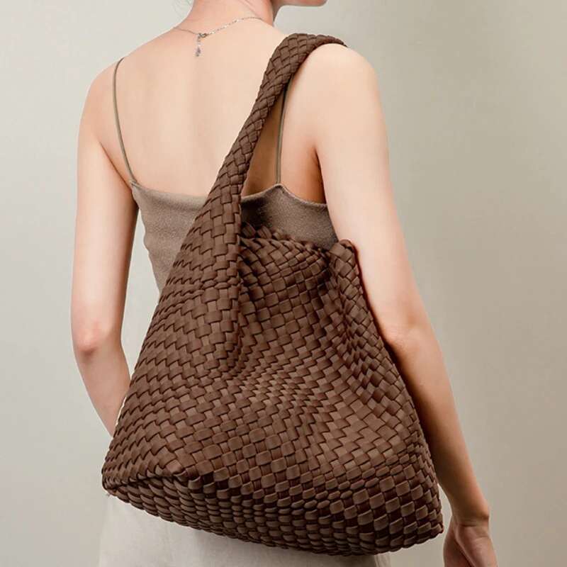 New Neoprene Leather Woven Underarm Pure Hand-Woven Bags Basket Design Large Capacity Shoulder Bag Commuter Classic Handbag
