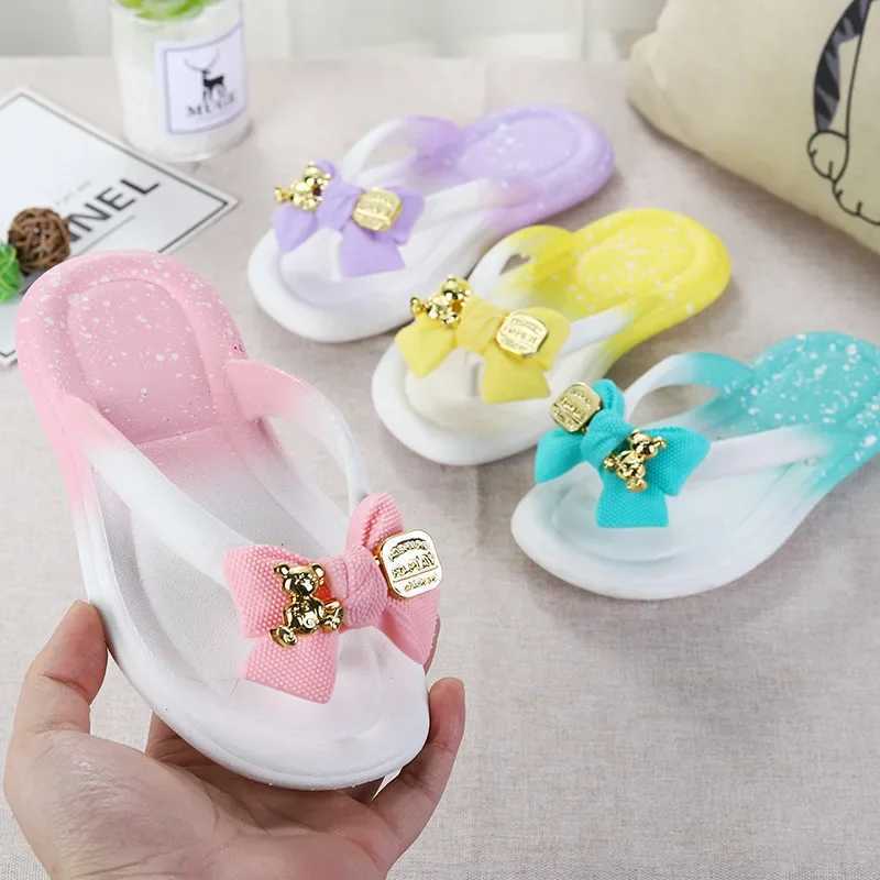 Anti slip summer flip flops for childrens shoes girls sandals flat bottomed flip flops beach cartoon dolls candy colorsT250311