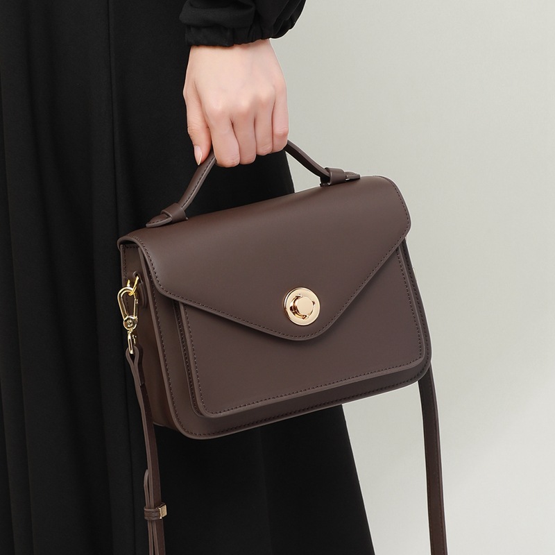 Womens Fashion Leather Messenger Bag - Versatile Shoulder & Handheld Commuter Accessory