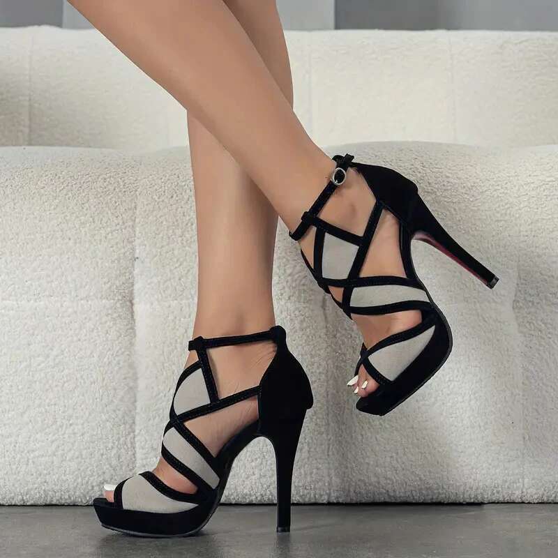 Summer Trend 2025 Designer Outdoor Comfortable Hollow Thin Sexy Elegant High Heels Sandals Shoes for Women