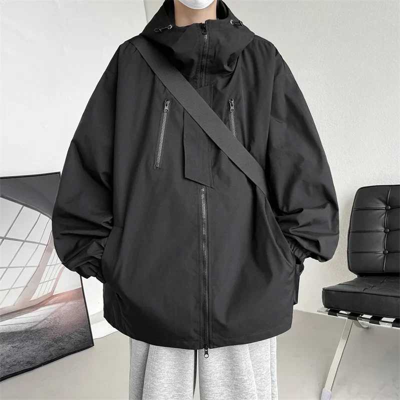 2024 Men Hooded Jacket Men Bomber Jacket Mens Windbreakers Zipper Coats Spring Autumn Loose Cargo Jacket Men Casual SportswearT250311