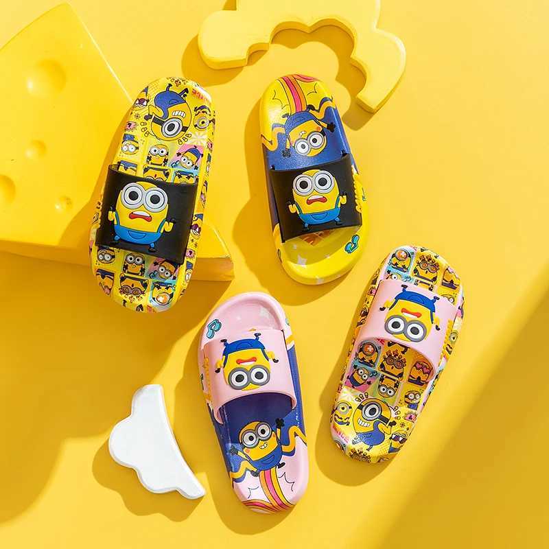 Minions children Shoes Anti-slip Wear Lightly Wear Kids Slippers Summer Outdoor Walk Tour Shoes Boys Girls Sandals PVC slippersT250311