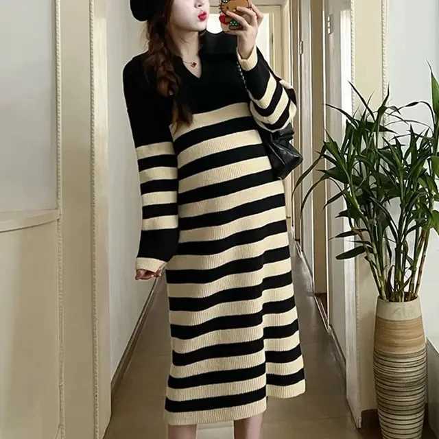 Casual Maternity Stripe Knit Dresses 2023 New Clothes for Pregnant Women Thick Fashion Lapel Long Sweater Winter Pregnancy DressT250311