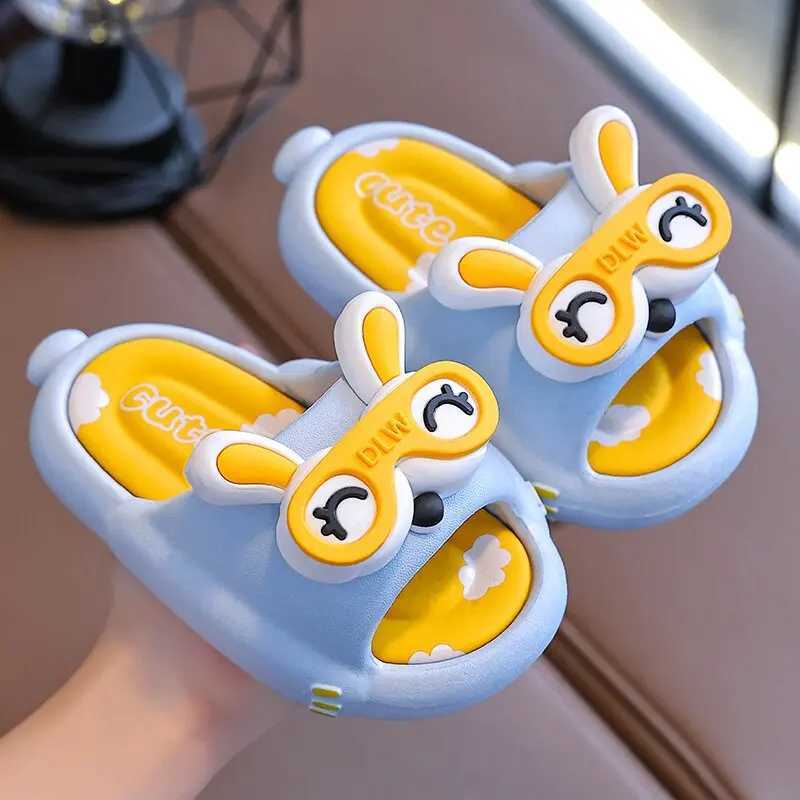 Cute Cartoon Childrens Slippers Breathable Anti-Slip Soft Bottoms Summer Baby Boys and Girls Bathroom Shower Room SlipperT250311