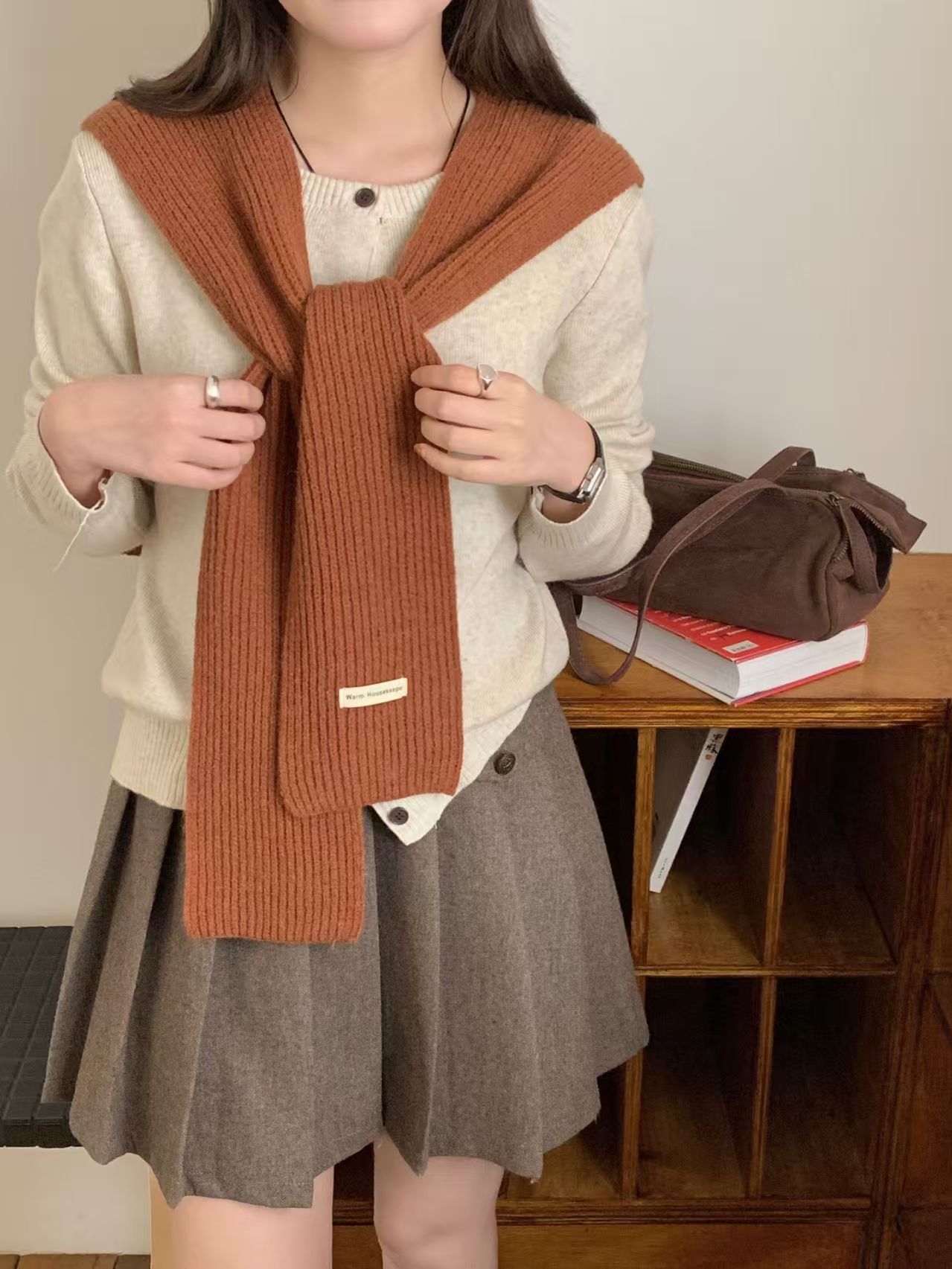 T262 solid color autumn and winter knitted shawl for women, high-end feel, versatile waistcoat for all seasons