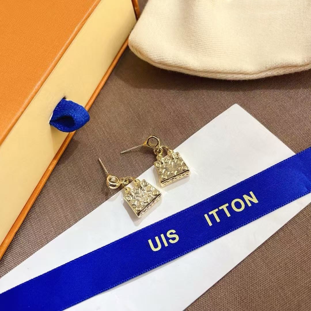 Luxury designer earrings for woman Letters Stud 925 Silver earrings designer Jewerlry Women Round Crystal Rhinestone Pearl Earring Wedding Party