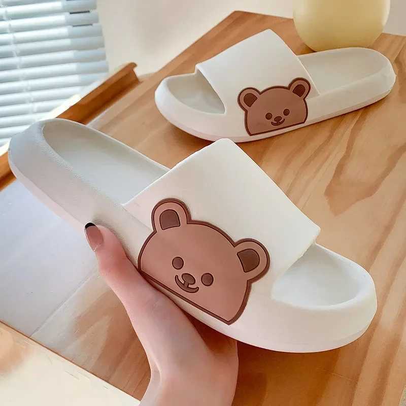 Summer Men Slippers Indoor Women Bathroom Soft Sole Non-slip Slides Home Cartoon Bear Flip Flops Beach Sandals Ladies ShoesT250311
