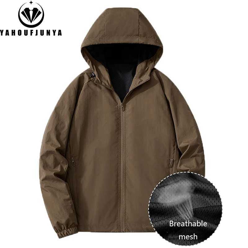 Hots 2025 Men Spring Outdoor Windbreak Hooded Jacket Men Autumn Solid Color Zipper Casual Fashion Brand Loose Jacket Coat MaleT250311