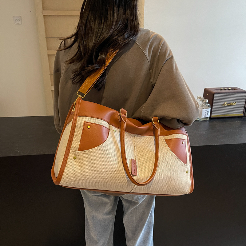 New Designer Bag, Women's Canvas Travel Bag Sports And Fitness Short Distance Large Capacity Bag Fashionable Tote Bag