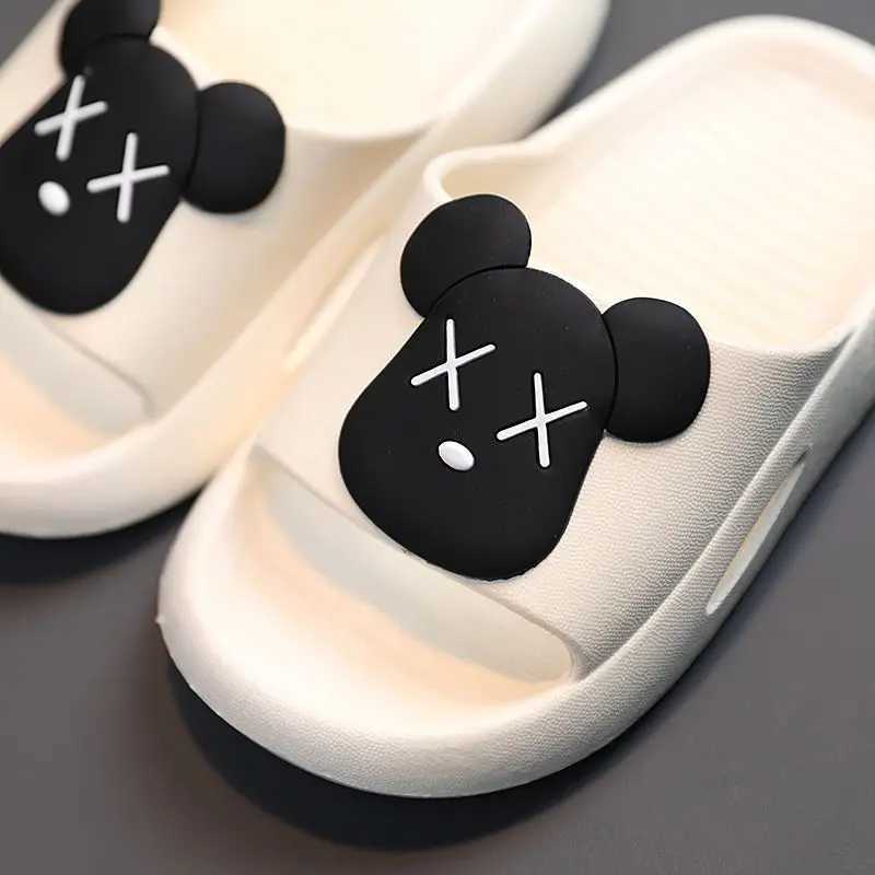New Summer Baby Boy Girl Slippers Children PVC Cartoon Violent Bear Print Soft Flips Flops Beachwear Outdoor Non-slip Kids ShoesT250311