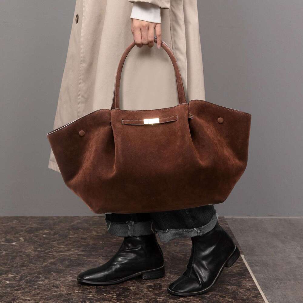 Women's Bags Handbag Tote Autumn And Winter New Item, Frosted Wing Large Capacity, High-End Feeling, Shoulder Bag, Work Commuting Handbag, Women&