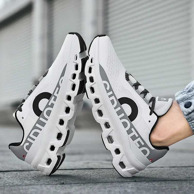 New Arrival 2024 Outdoor Revolution CaRBon board running shoes with prEMium mats sports trends T250311