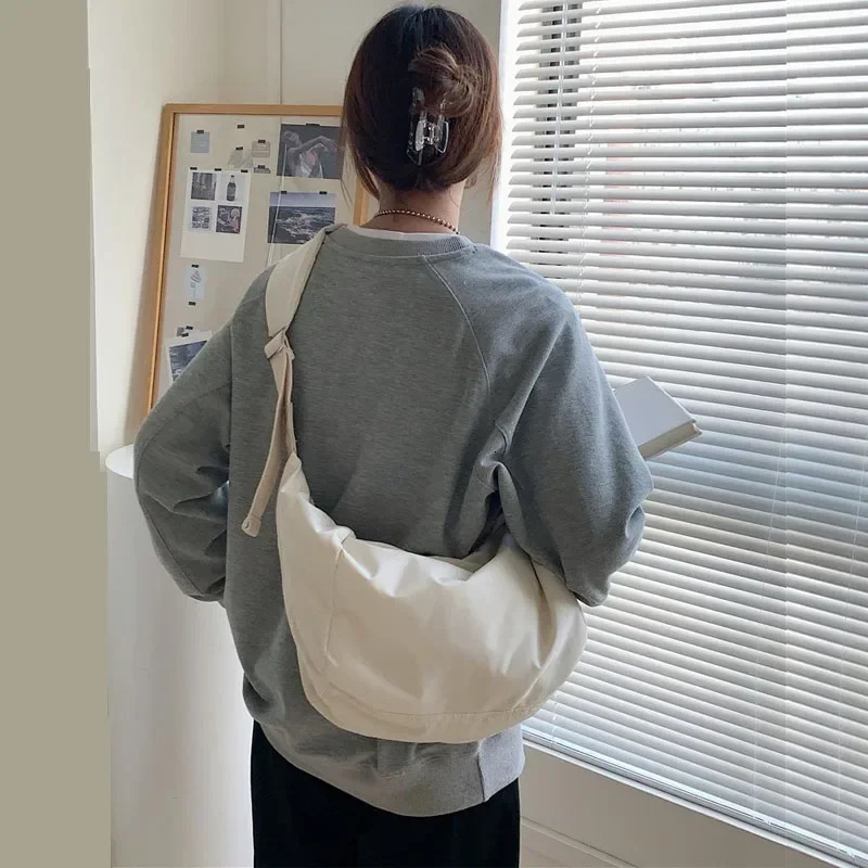 Summer New Womens Bag Large Capacity Casual Nylon Crossbody Bag Dumpling Bag High Grade Solid Color Shoulder Bag Tote Bag R250311