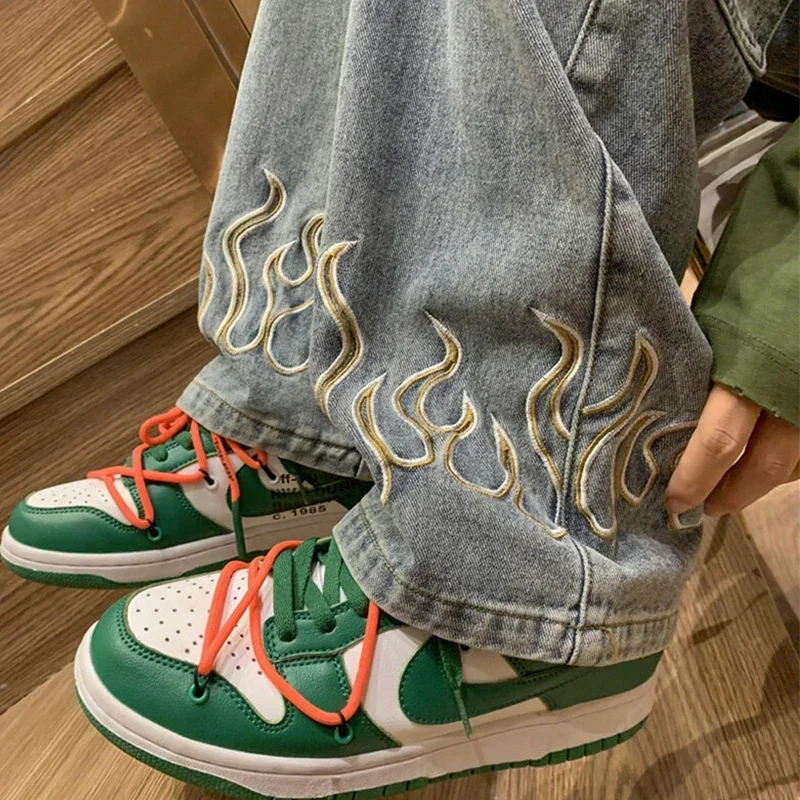 Mens Fashion Flame y Jeans Neutral Wide Denim Pants Baggy Straight Youth Casual Hip Hop Trousers Male Trendy 250311